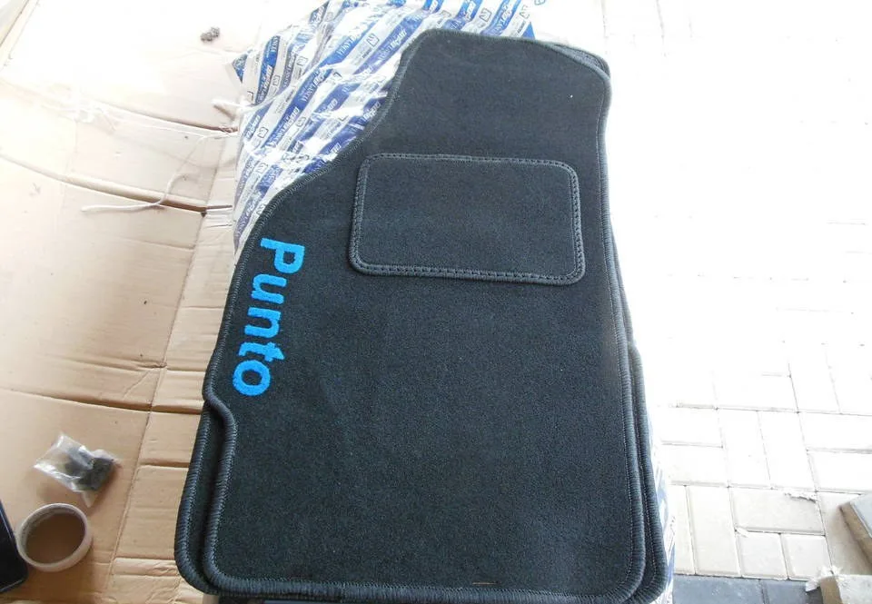 Dywaniki Fiat Punto Ii 60795399 Nowe Oryginał Komplet