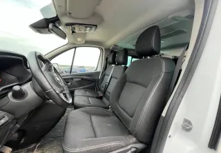 RENAULT Trafic III 2.0 DCi 150 Intens 9 miejsc GA794 — photo 9