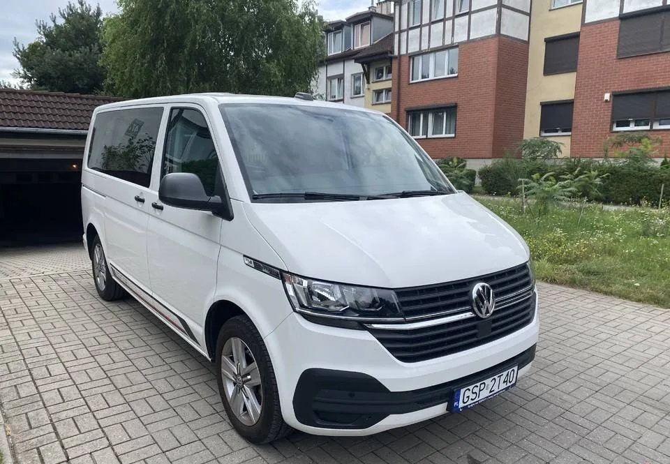 VW Multivan T 6-1 XII 2020 r. 110 KM 73000 km 7 osobowy - wypos. camping.i