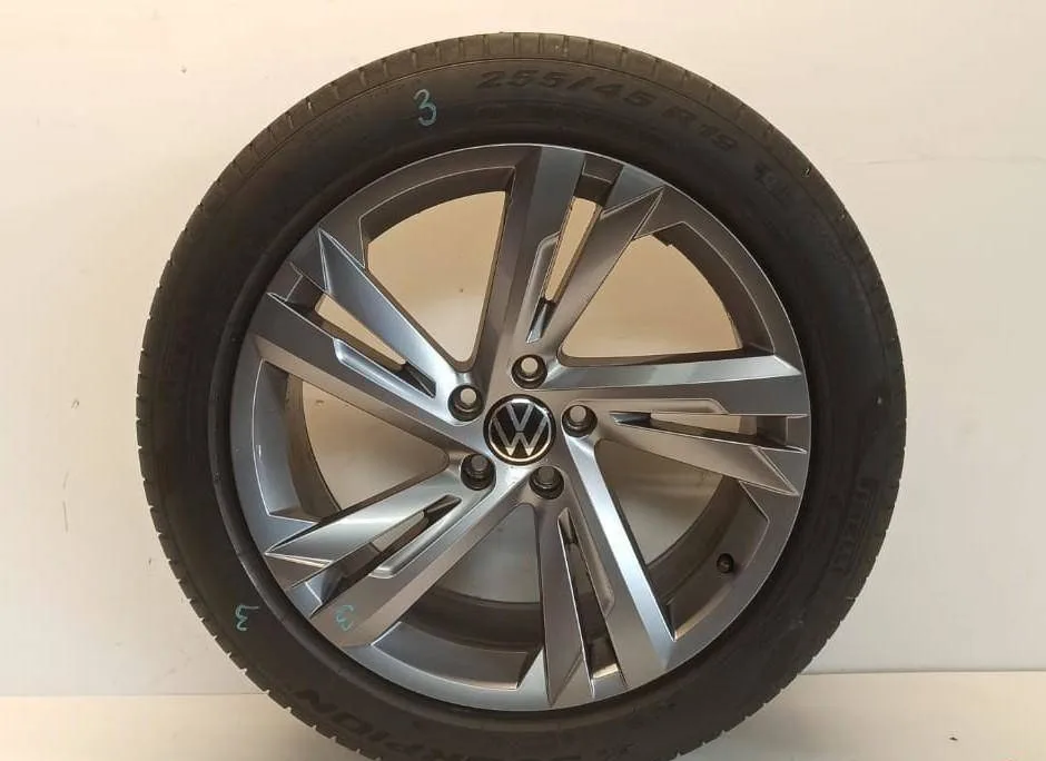 Vw Tiguan Ii Felga 19'' 5Na601025Am 5Na601025Ag