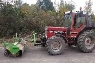 Wynajem Usługi zamiatarki zamiatarek beczkowozem beczkowozu — zdjęcie 3