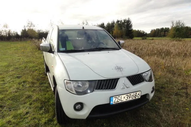 Sprzedam Mitsubishi L 200,2500 tdi z 2009 roku