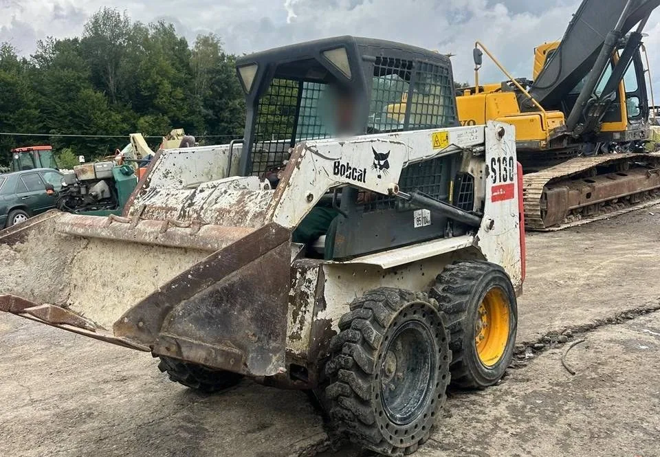 Miniładowarka BOBCAT S130 4x4