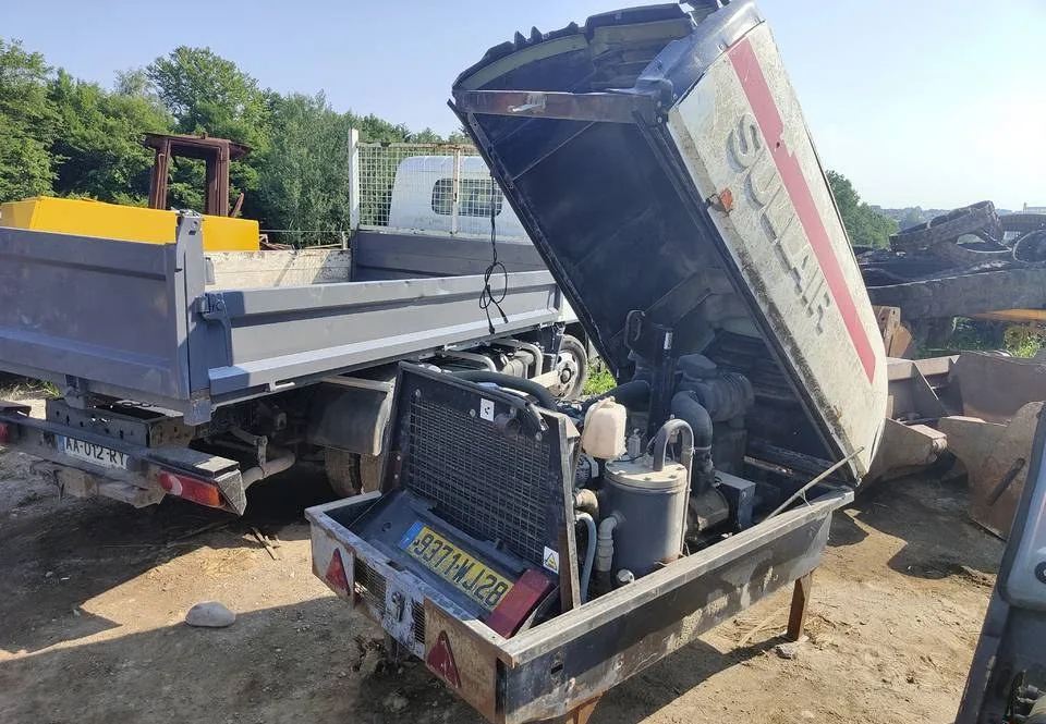 Sprężarka Kompresor Śrubowy Sullair 65K Silnik Kubota 7 Bar 3,7 m3/min