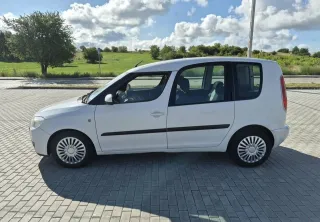 SKODA ROOMSTER sprawna długie opłaty 2009r — zdjęcie 10