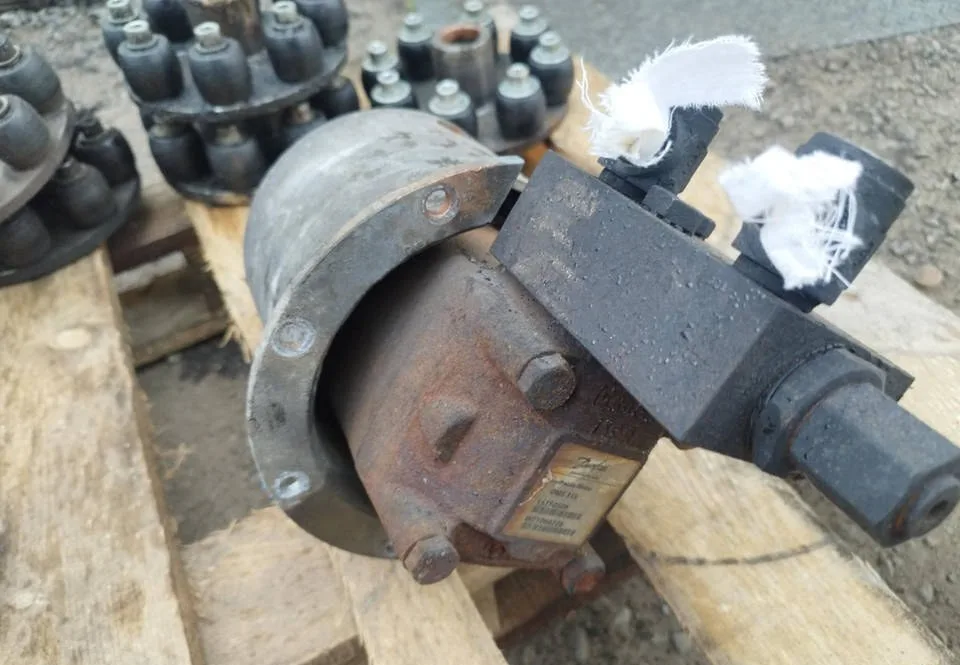 Silnik hydrauliczny Sauer Danfoss OMS 315 wałek 32mm