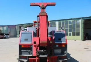 Holownik do ciezarowych w Leasing 3 osiowy 6x4 Mercedes pomoc drogowa — photo 1