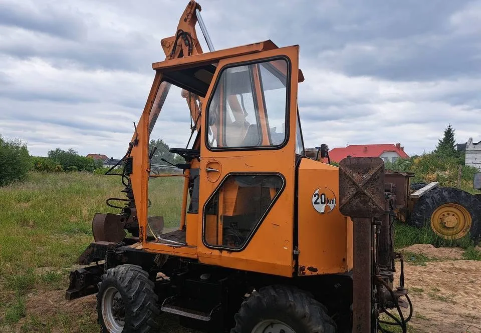 Minikoparka kołowa Hansa APZ 531