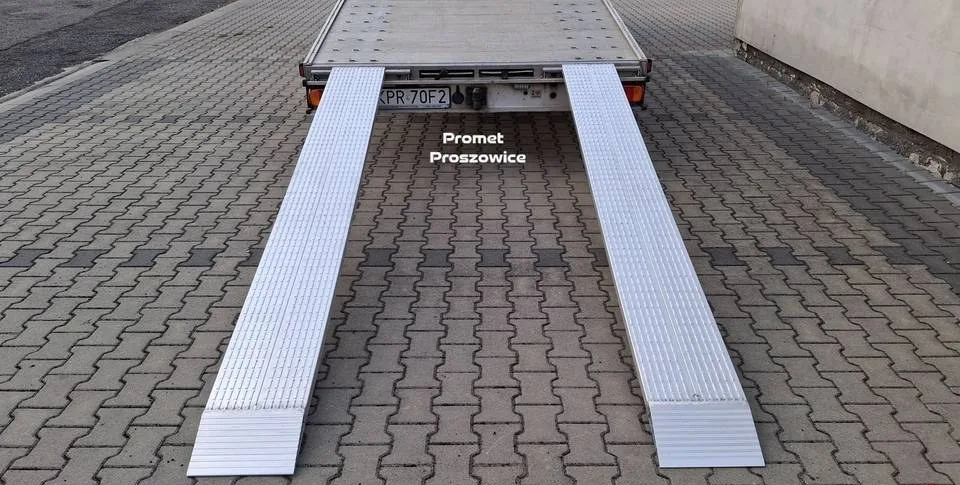 2 Najazdy Aluminiowe 250 x 32cm Panelowe do 2,5T. Podjazdy Laweta od ręki