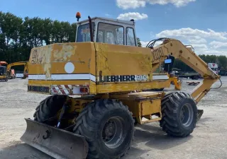 Koparka Kołowa Liebherr A901 4x4 15 ton — photo 4