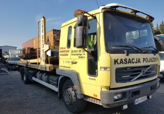 Volvo FL 6 pomoc drogowa 12t z piętrem — photo 1