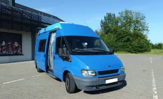 KAMPER Ford Transit 2.0TDDi 6os. łazienka, kuchnia, ogrzewanie, klimatyza — zdjęcie 4