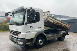 Wywrotka 2 osiowa 4x2 Mercedes Atego 822 — photo 1
