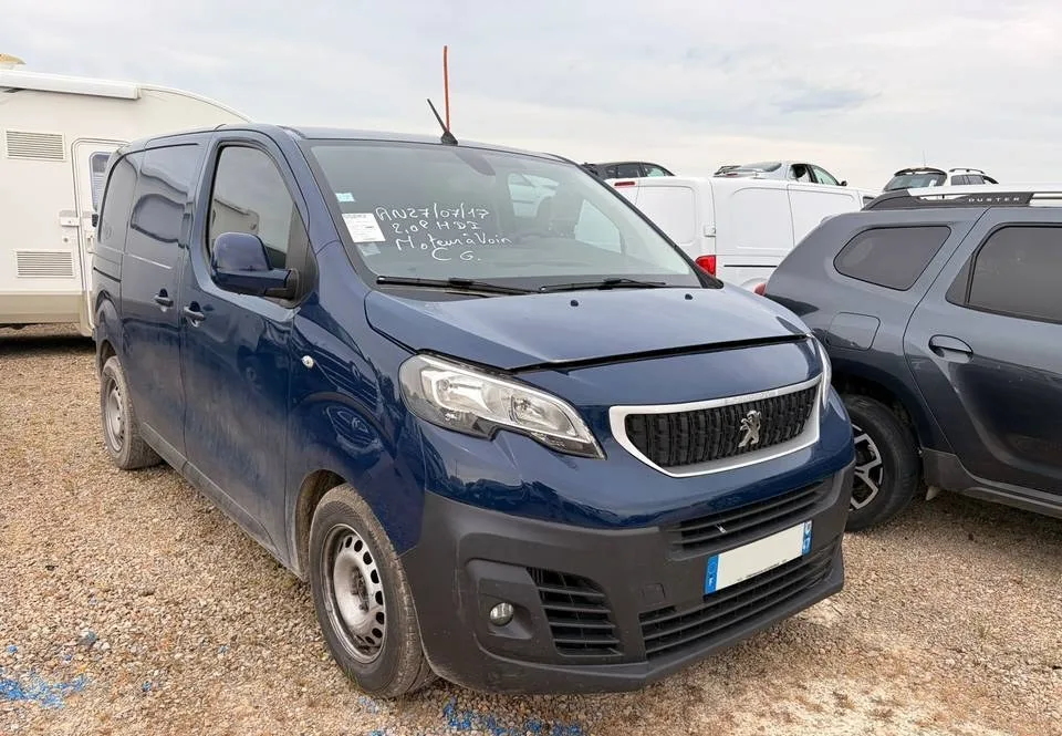 PEUGEOT Expert III 2.0 BlueHDi 180 BVA EP156