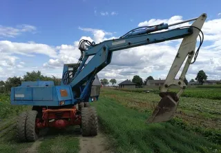 Koparka kołowa Fuchs 700 części warynski atlas liebherr 900 — zdjęcie 5