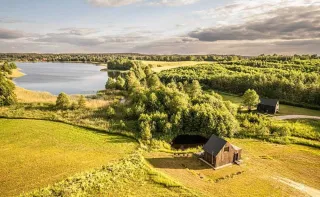 Między Olchami domek nad jeziorem — zdjęcie 3