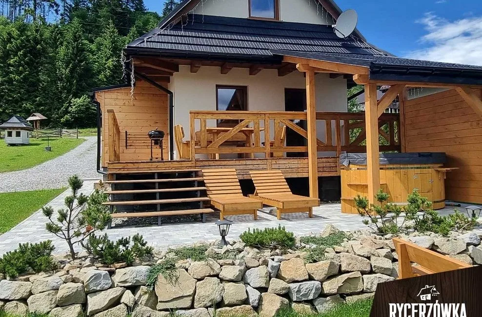 Chaty Rycerzówka - domki w górach. Soblówka. Beskid Żywiecki