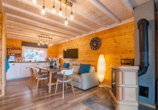 Domek letniskowy nad jeziorem morzem do wynajęcia Sauna Jacuzzi Bali — zdjęcie 4