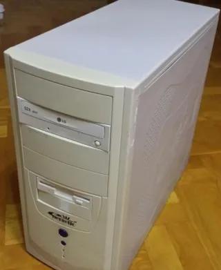 Naprawa Serwis komputerowy Naprawy komputerów laptopów Szcze — zdjęcie 4