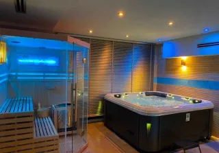 Luksusowy Dom domek na Mazurach z jacuzzi, basenem sauna na wyłączność — zdjęcie 2